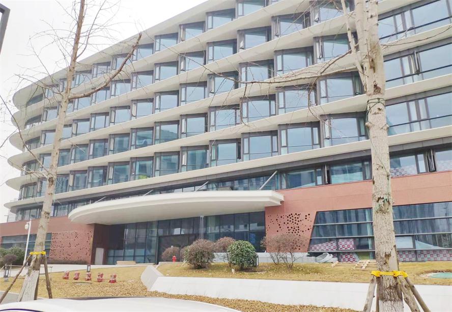 興隆湖酒店