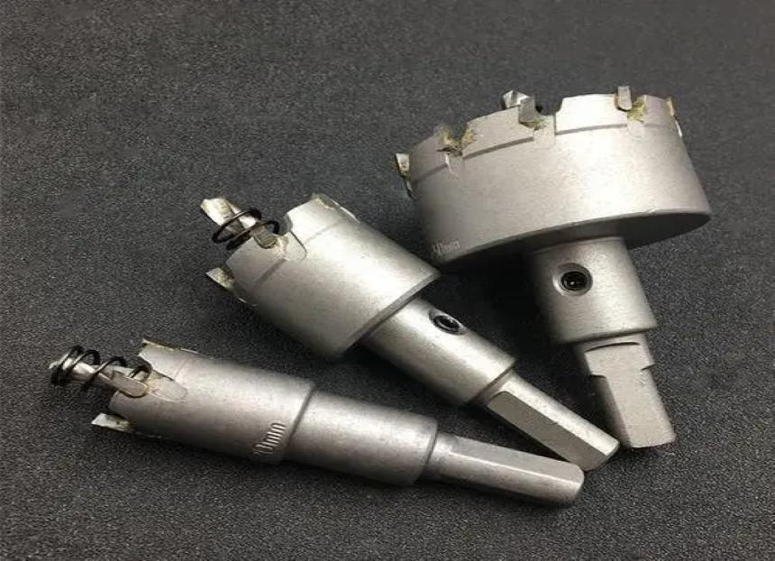 開孔器